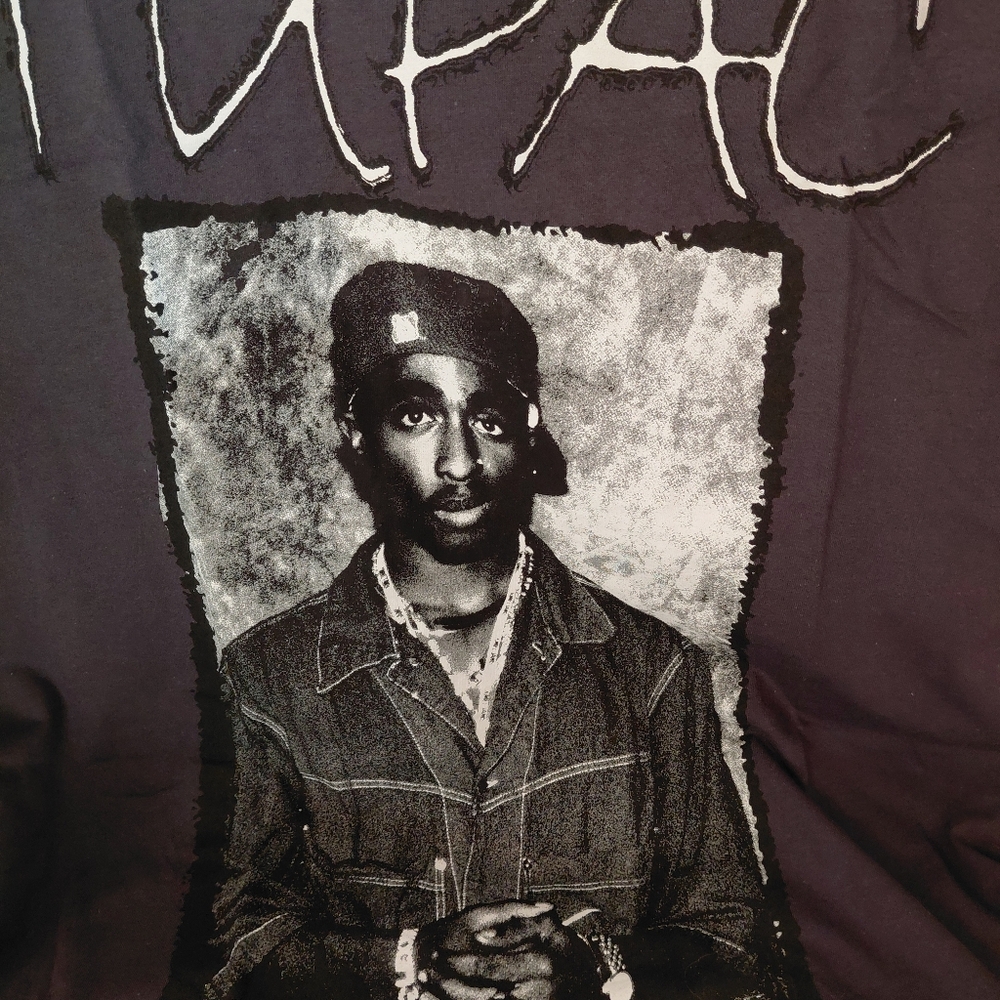 2 PAC TUPAC SHAKUR Hip Hop Artist Old Navy  Gray Graphic T-Shirt New With Tag XL